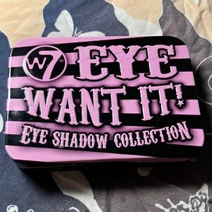 W7 Eye Want It! Eyeshadow Collection - Pink and Black